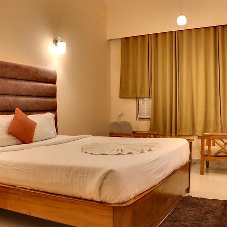 Jorhāt Hotel Earl Grey מראה חיצוני תמונה